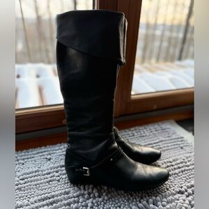 Via Spiga black boot, knee high and over the knee, ankle zipper, versatile, 8.5M